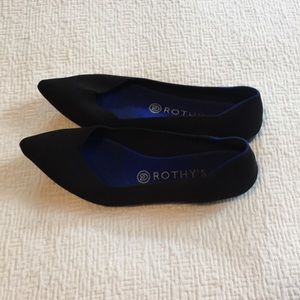 excellent used Rothys Black points